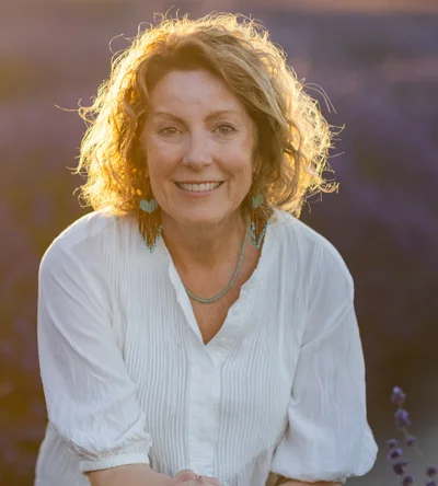 Karen Williams, Lead Instructor at Aromahead Institute